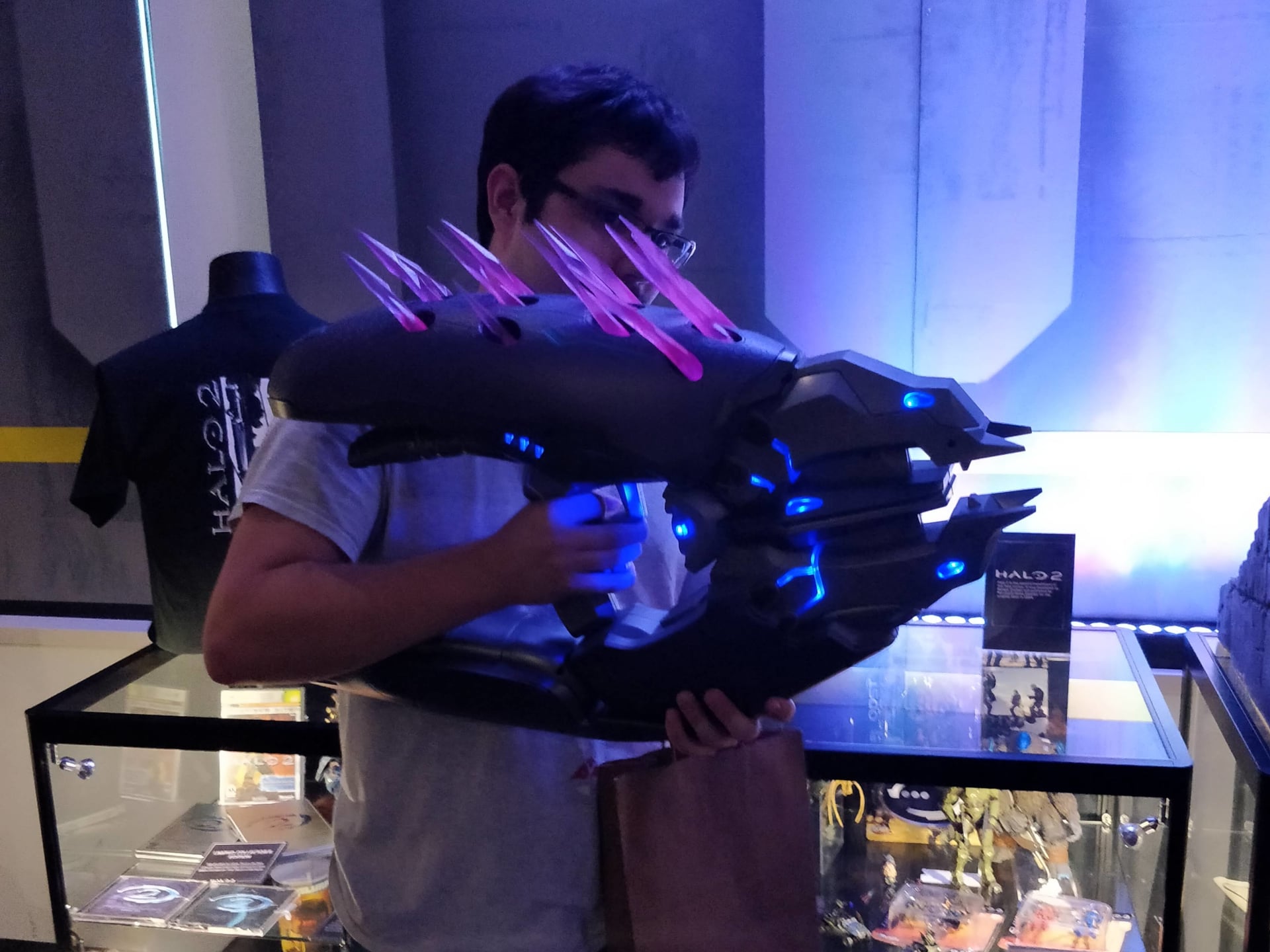 This Needler is 100% to scale